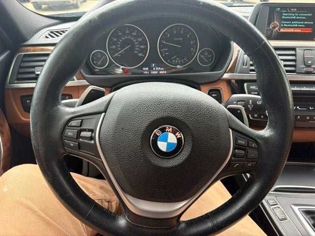 Used 2016 BMW 340i xDrive Sedan AWD/4WD image 11