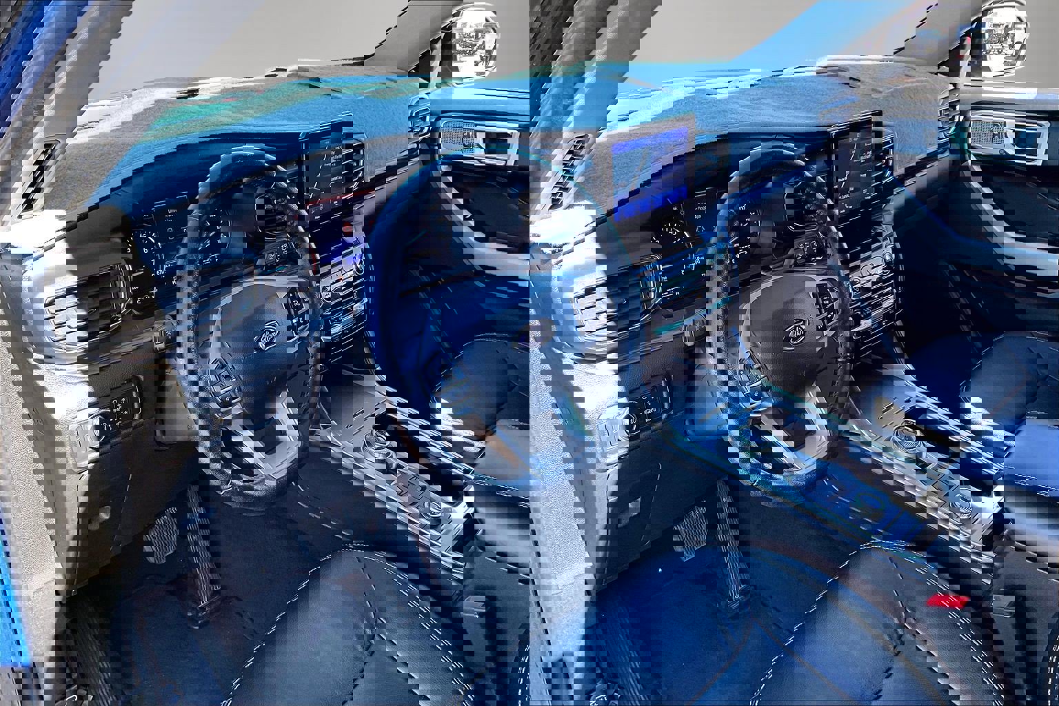 Used 2021 Ford Explorer Limited w/ Equipment Group 301A image 17