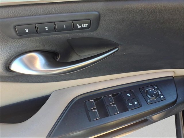 Used 2021 Lexus ES 250 w/ Premium Package image 24