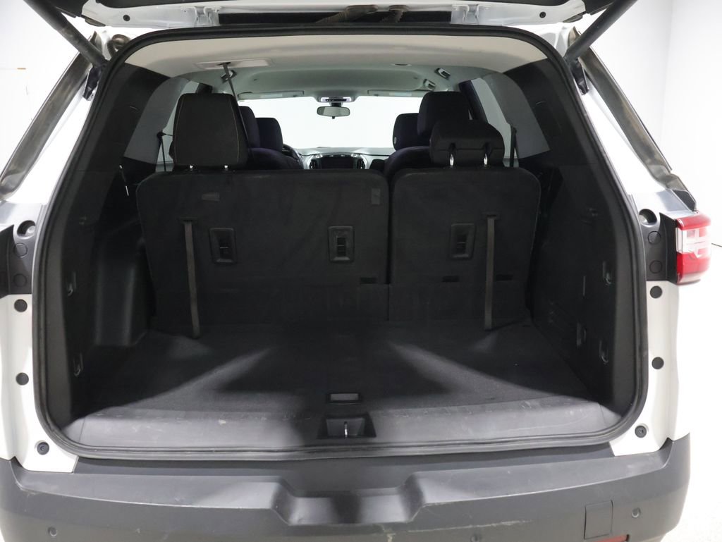 Used 2019 Chevrolet Traverse LT w/ LPO, Floor Liner Package image 4
