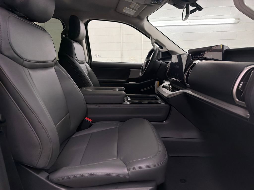 New 2026 Ford Expedition Max Active image 28