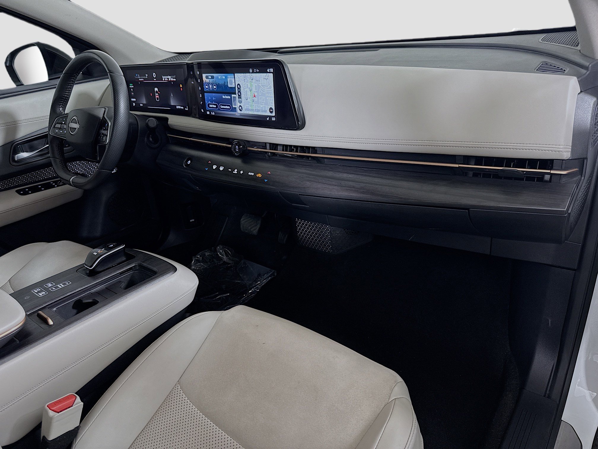 Used 2023 Nissan Ariya FWD image 41