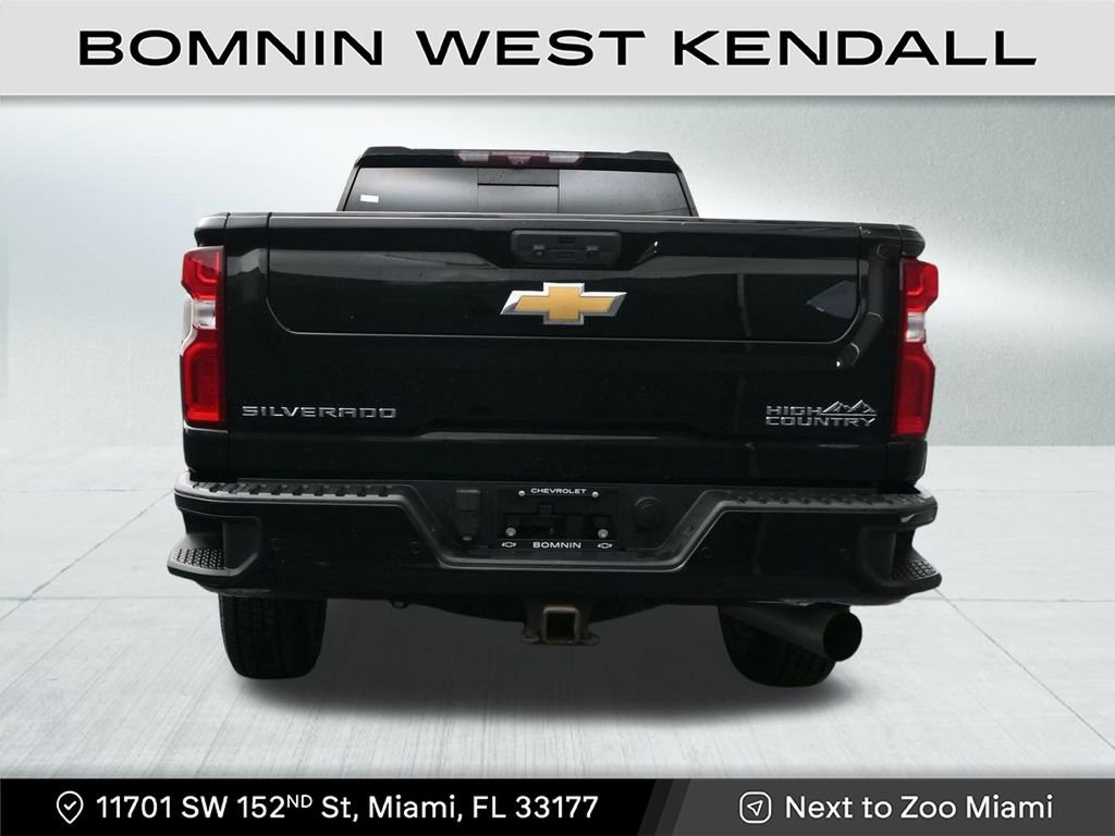 Used 2022 Chevrolet Silverado 2500 High Country w/ Z71 Off-Road Package image 4