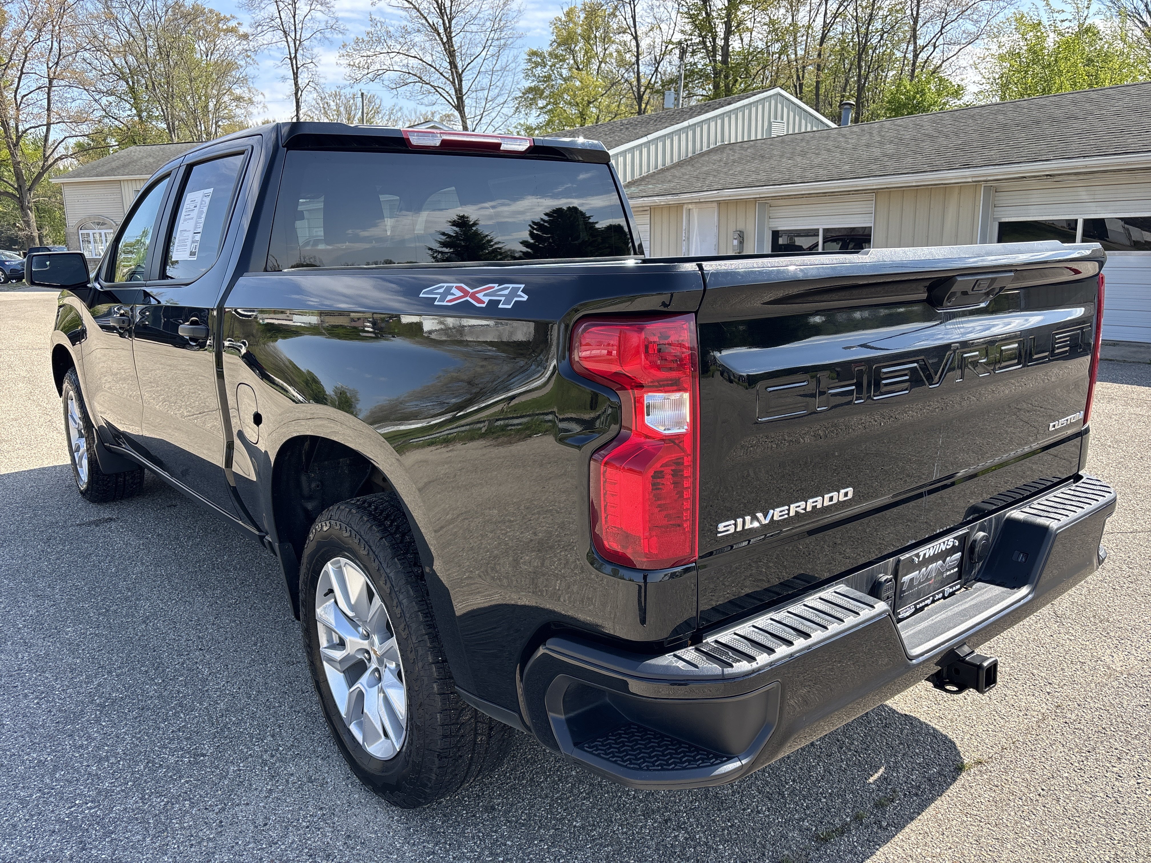 Used 2024 Chevrolet Silverado 1500 Custom AWD/4WD image 8