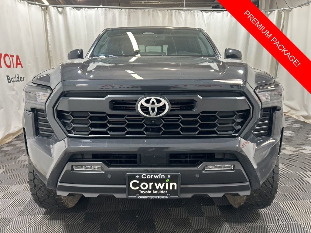 Used 2024 Toyota Tacoma TRD Off-Road w/ TRD Off Road Premium Package AWD/4WD image 2