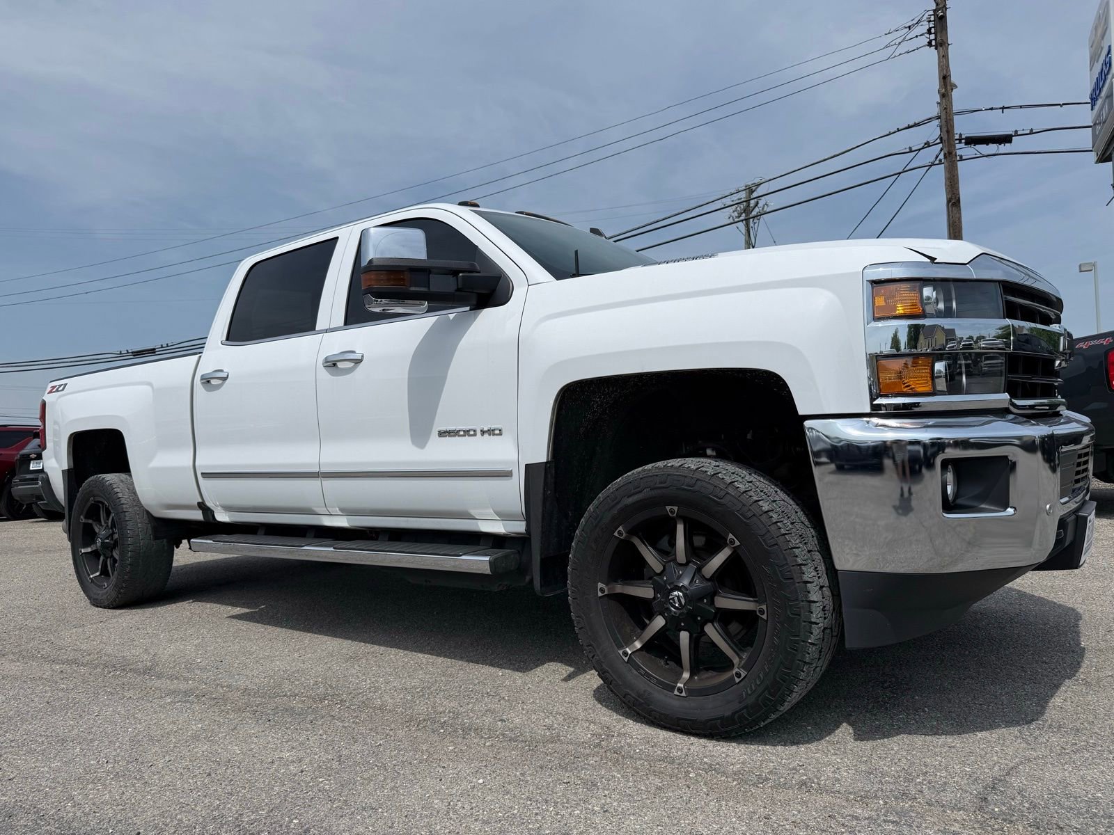 Used 2019 Chevrolet Silverado 2500 LTZ w/ LTZ Plus Package AWD/4WD image 9