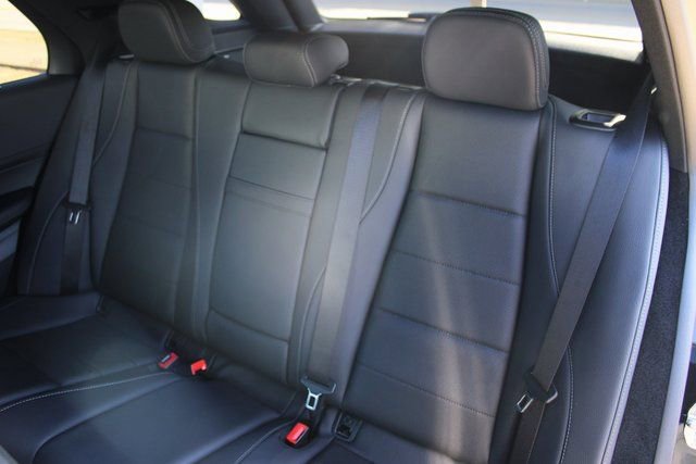 New 2026 Mercedes-Benz GLE 450 4MATIC image 35