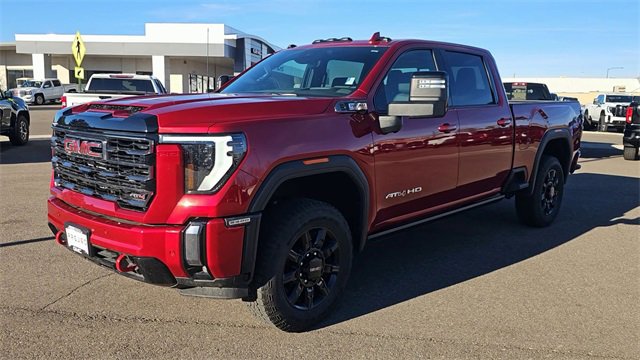 Used 2024 GMC Sierra 2500 AT4 w/ AT4 Premium Plus Package image 4