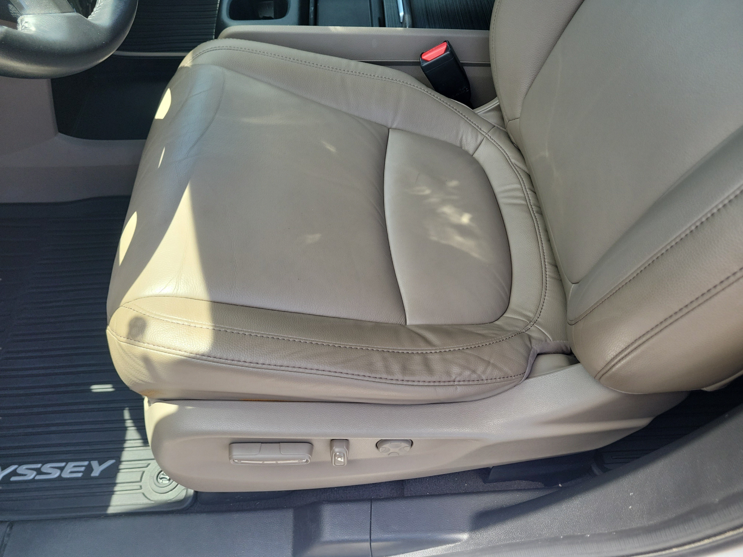 Certified 2021 Honda Odyssey Touring image 26