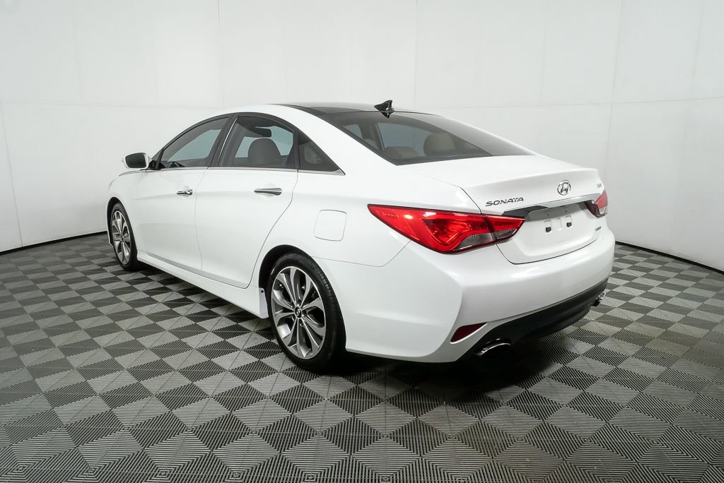 Used 2014 Hyundai Sonata Limited w/ Technology Package 06 image 7