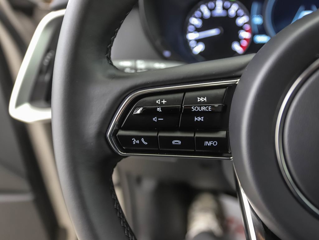 Used 2025 MAZDA CX-90 3.3 Turbo w/ Preferred Package AWD/4WD image 12