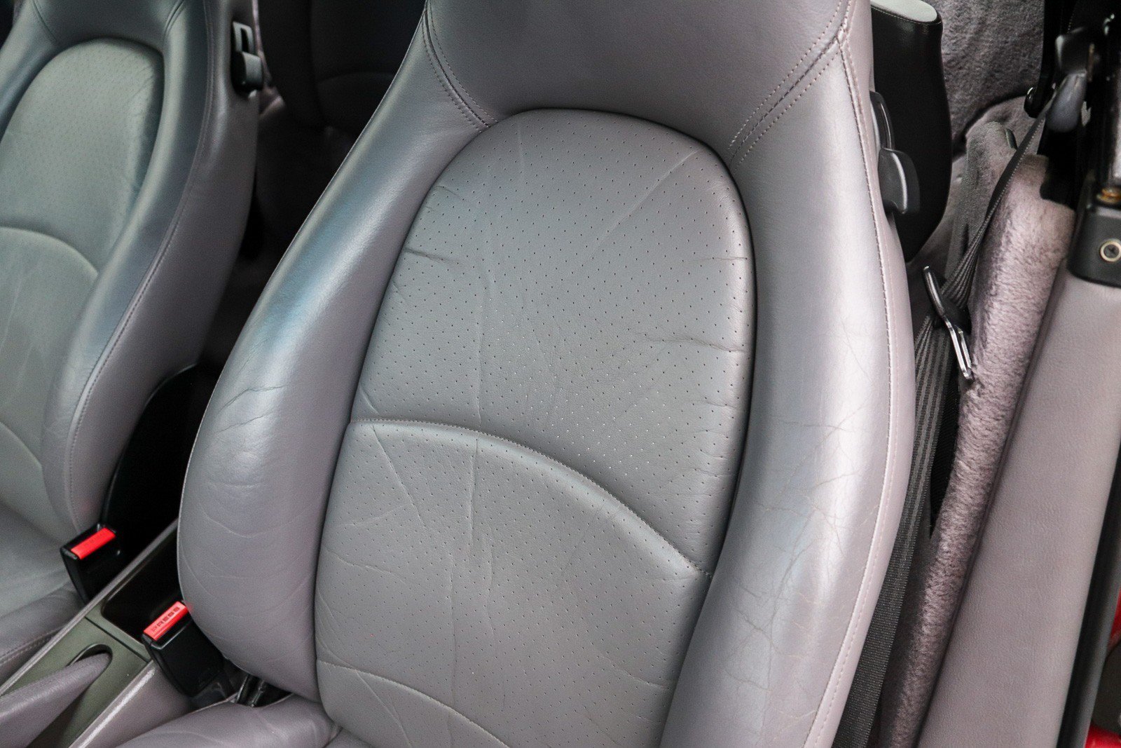 Used 1997 Porsche 911 Cabriolet image 36