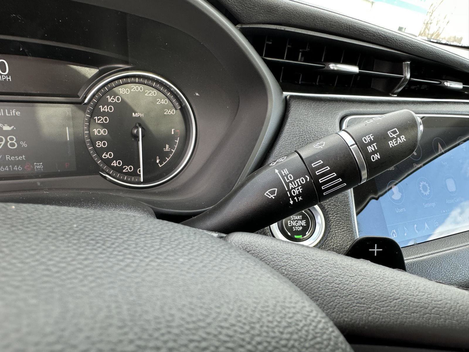 Used 2022 Cadillac XT4 Premium Luxury w/ Sun And Sound Package image 29