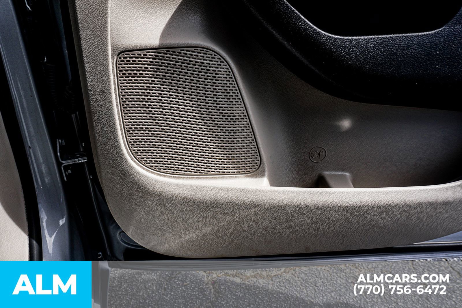 Used 2024 Chrysler Pacifica Touring-L image 51