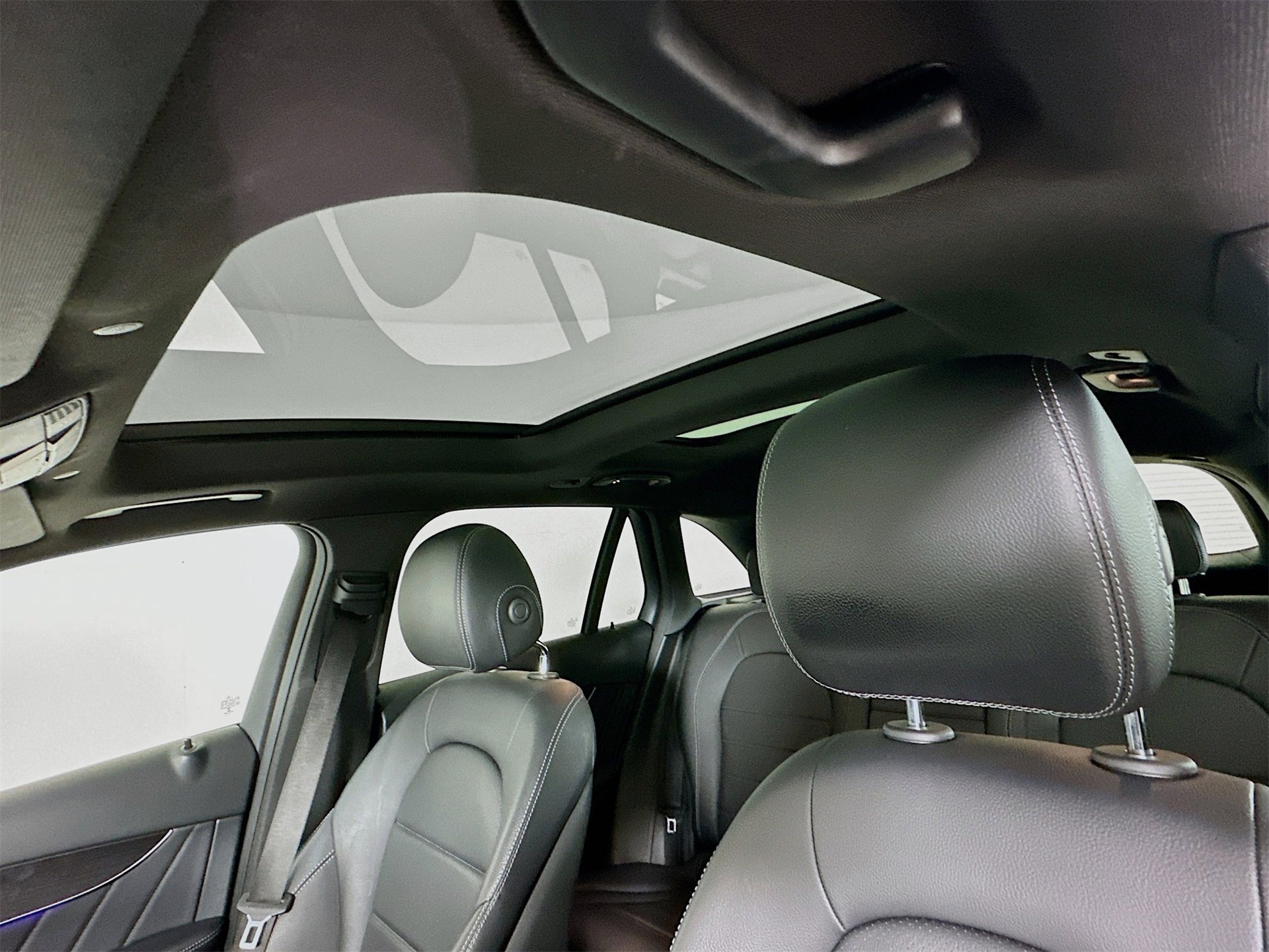 Used 2022 Mercedes-Benz GLC 300 4MATIC image 23