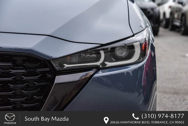 Certified 2025 MAZDA CX-5 Carbon Edition AWD/4WD image 4