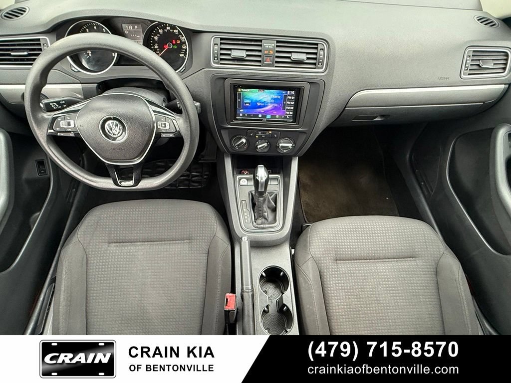 Used 2015 Volkswagen Jetta SE FWD image 27