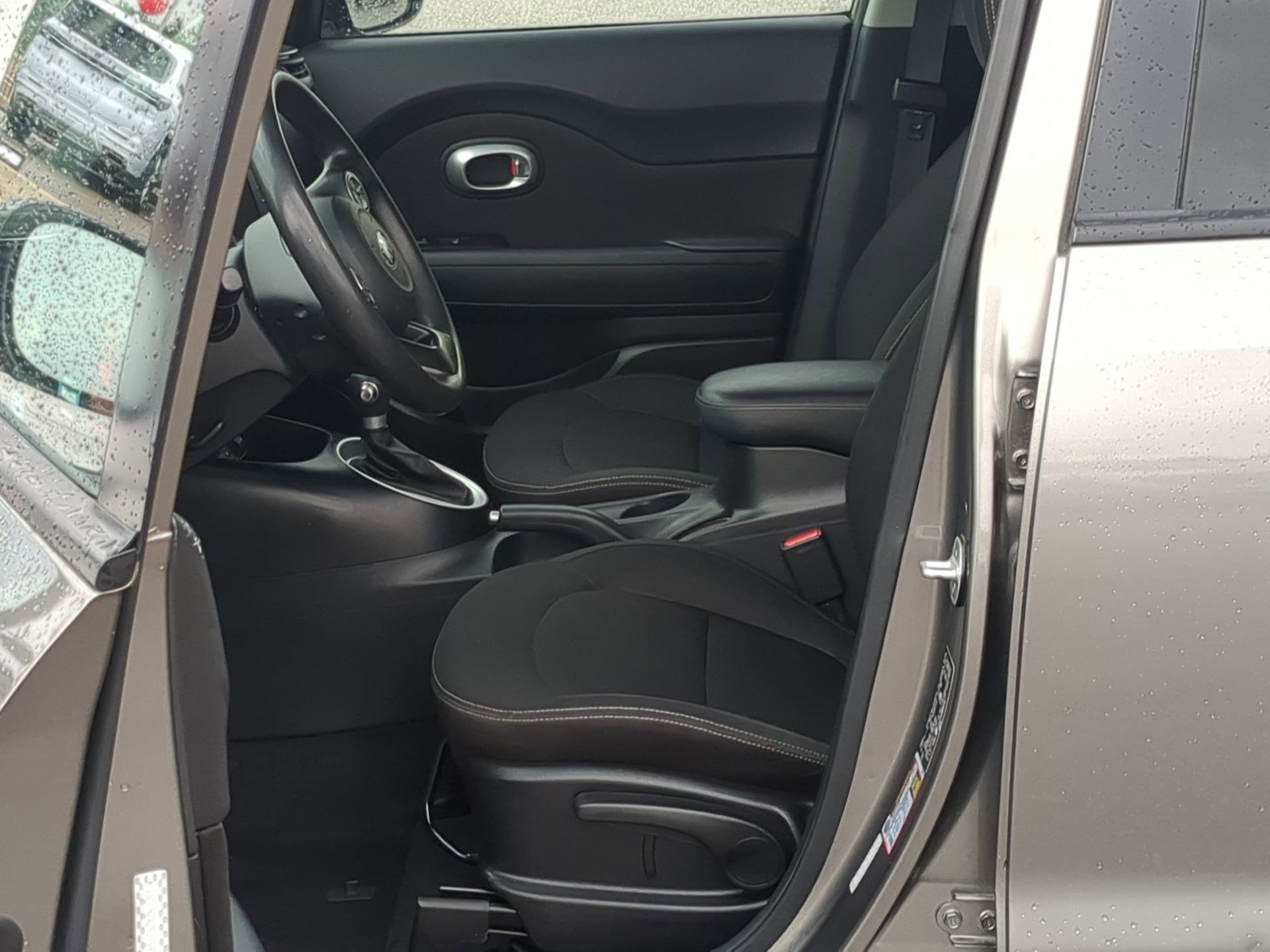 Used 2018 Kia Soul FWD image 11