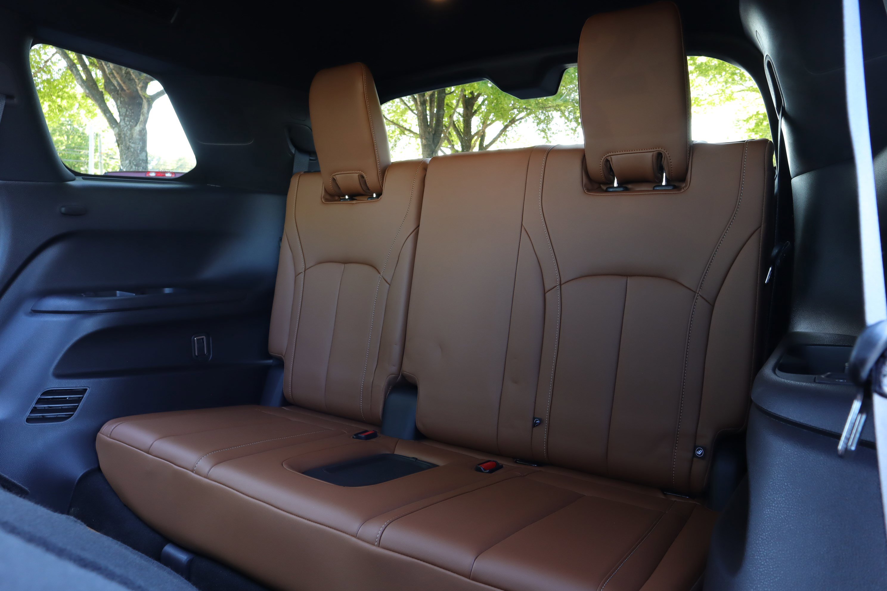 Used 2023 INFINITI QX60 Autograph w/ Cargo Package image 11