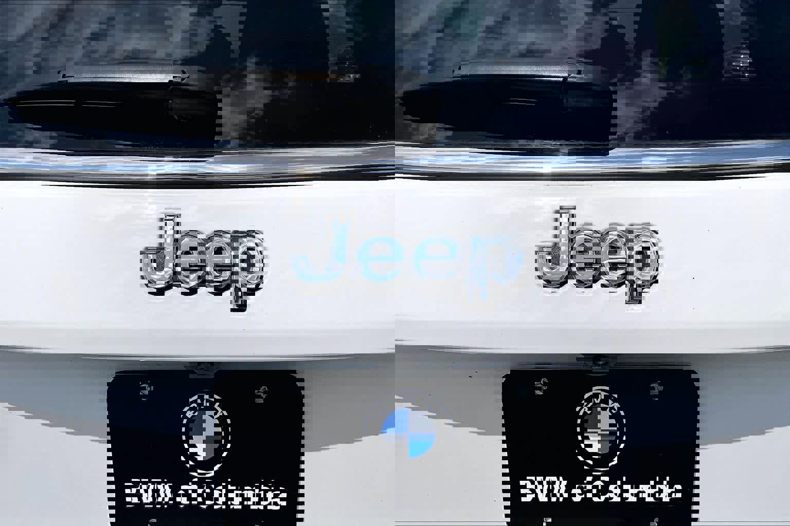 Used 2023 Jeep Compass Latitude w/ Sun and Sound Group image 9