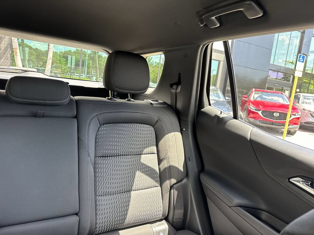 Used 2026 Chevrolet Equinox LT FWD image 19