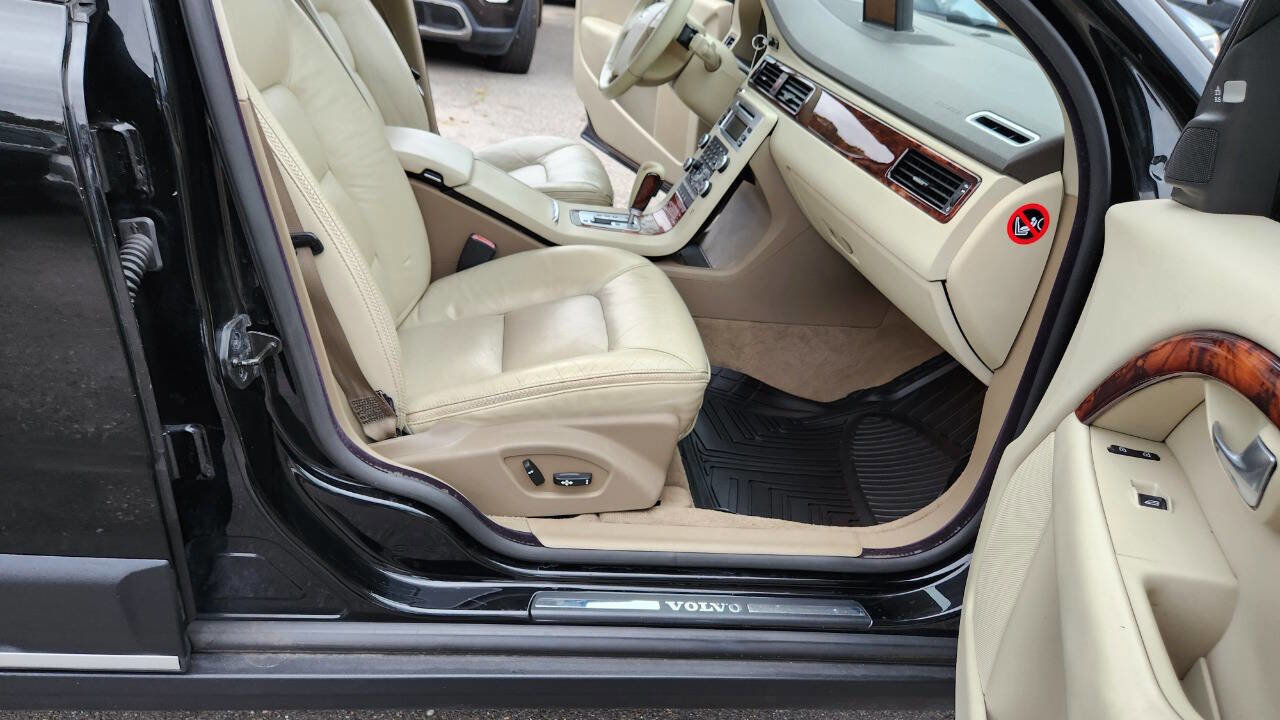 Used 2008 Volvo XC70 3.2 image 33