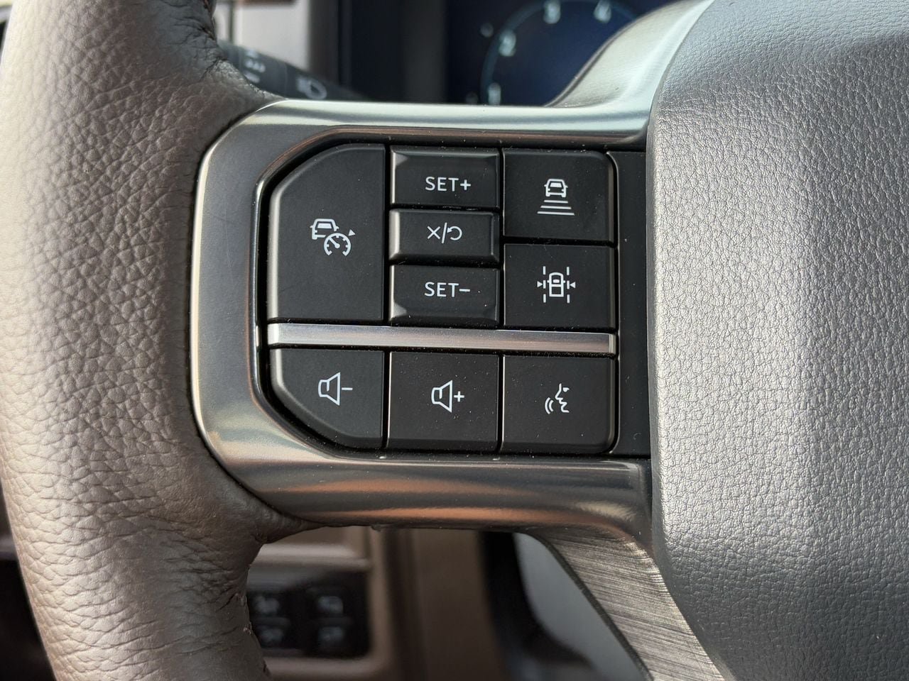 New 2025 Ford F150 King Ranch w/ FX4 Off-Road Package AWD/4WD image 14