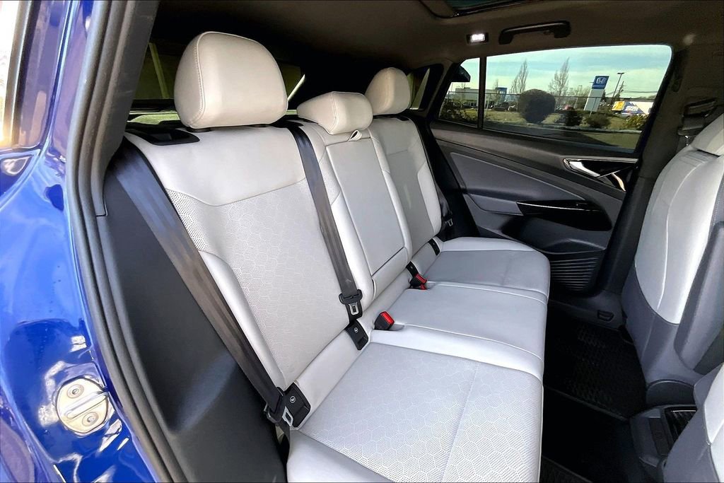 Used 2022 Volkswagen ID.4 Pro S image 21