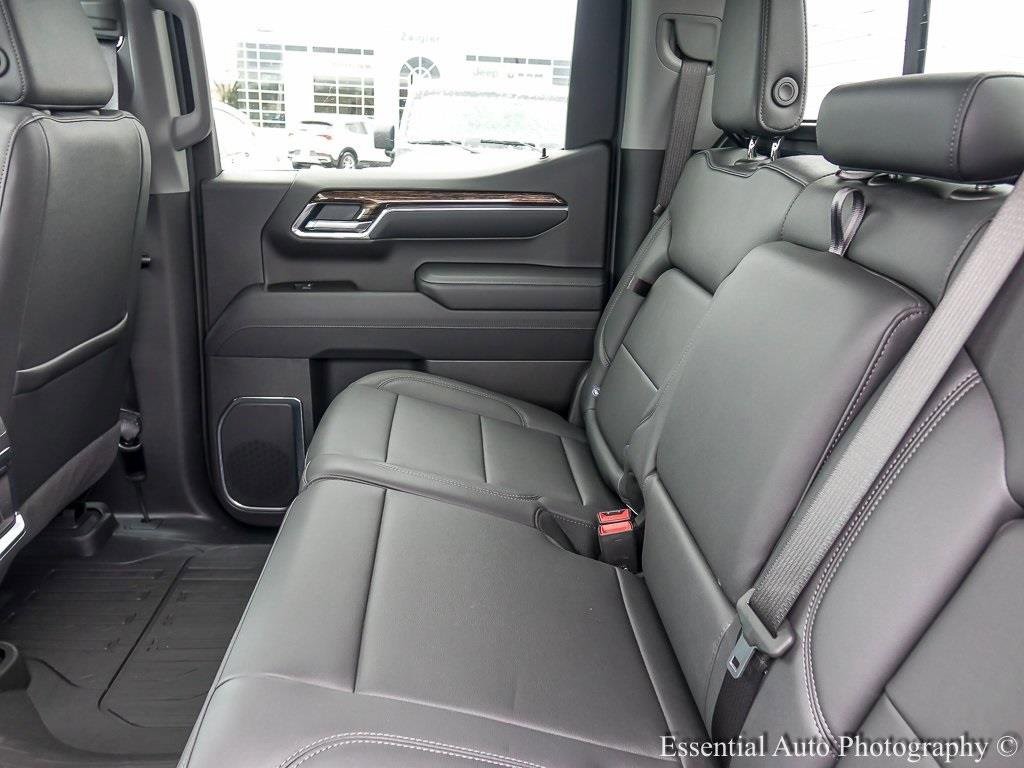 Used 2025 GMC Sierra 1500 Elevation w/ Elevation Premium Package image 13