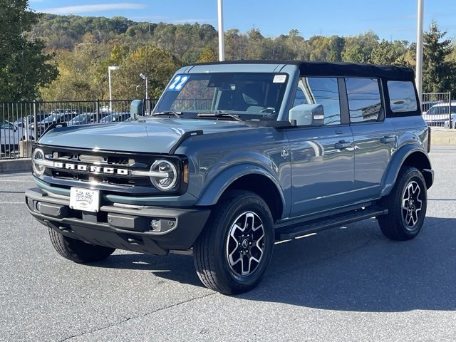 Used 2022 Ford Bronco Outer Banks image 12