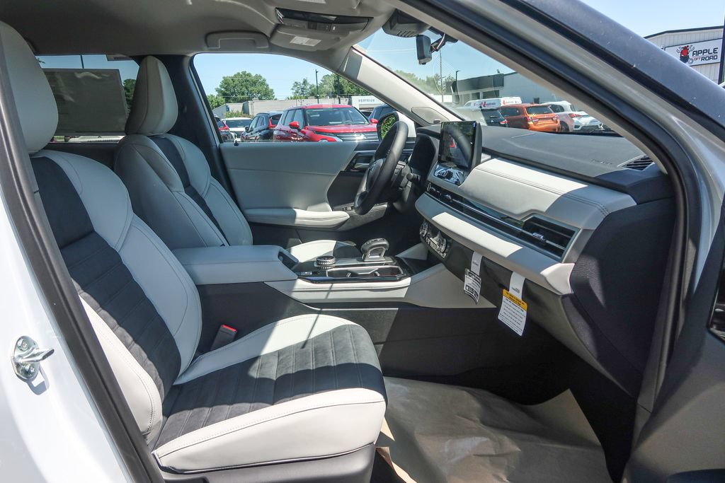 New 2026 Mitsubishi Outlander SE FWD image 19