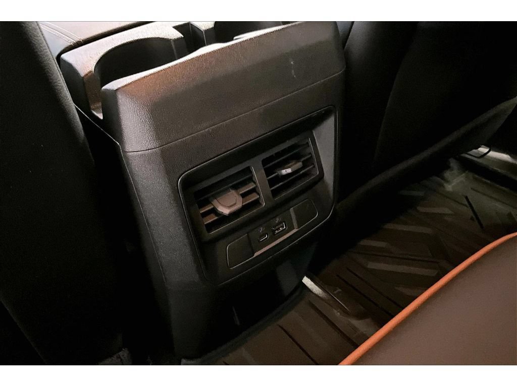 Used 2023 GMC Canyon AT4 w/ Canyon Safety Plus Package AWD/4WD image 34