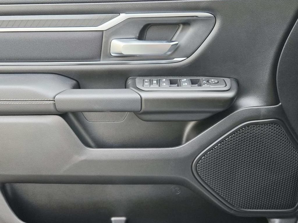 New 2026 RAM 1500 Big Horn AWD/4WD image 30