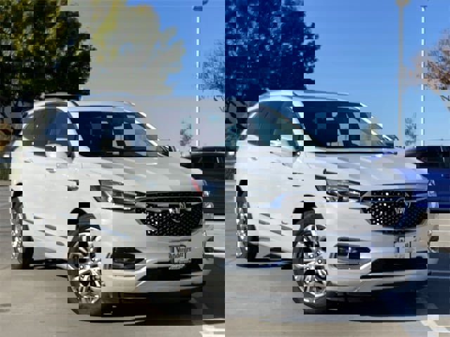 Used 2020 Buick Enclave Avenir w/ Avenir Technology Package image 2