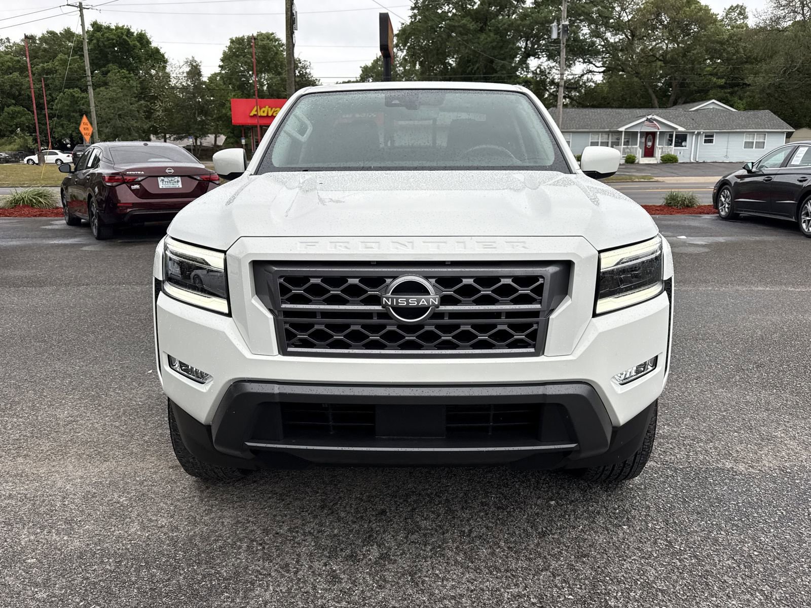 Used 2024 Nissan Frontier SL w/ Technology Package image 8