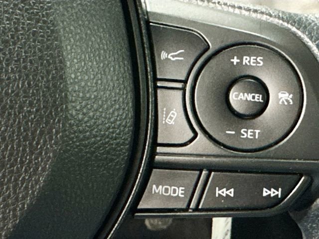 Used 2021 Toyota Corolla LE w/ Carpet Mat Package (TMS) image 10