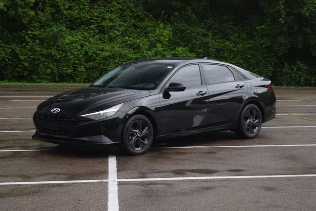 Used 2021 Hyundai Elantra SEL w/ Cargo Package FWD image 20