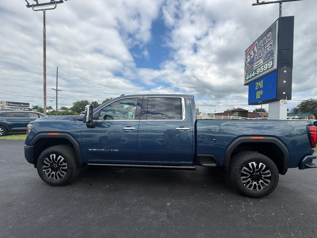 Used 2026 GMC Sierra 2500 Denali Ultimate w/ Max Trailering Package AWD/4WD image 7