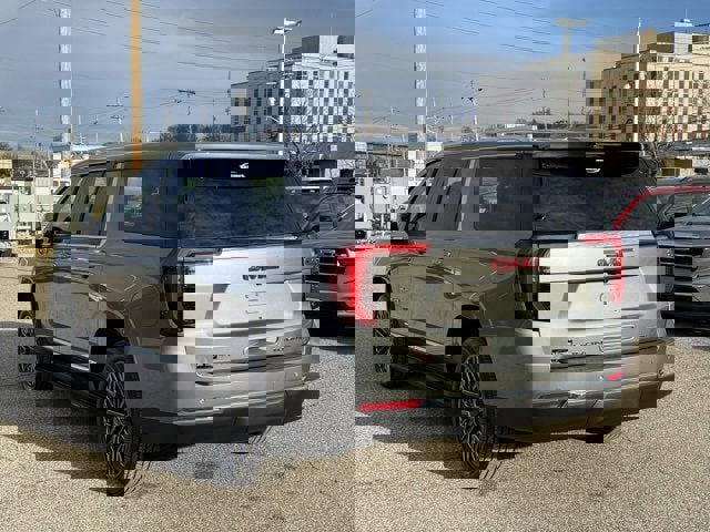 New 2026 GMC Yukon XL Elevation w/ LPO, Floor Liner Package image 3