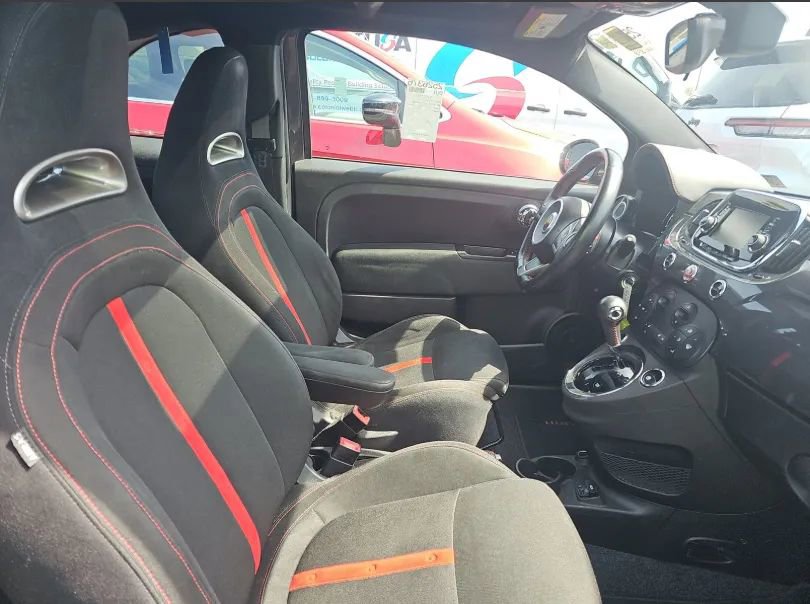 Used 2018 FIAT 500 Abarth w/ Popular Equipment Package FWD image 7