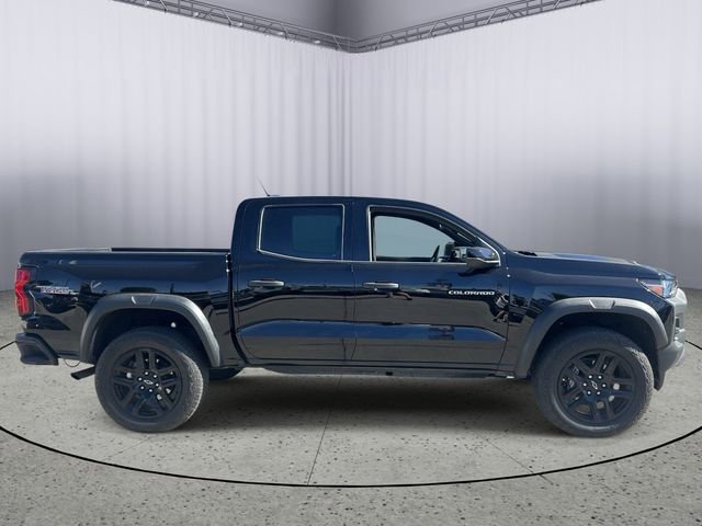 Used 2024 Chevrolet Colorado Trail Boss w/ Advanced Trailering Package AWD/4WD image 6