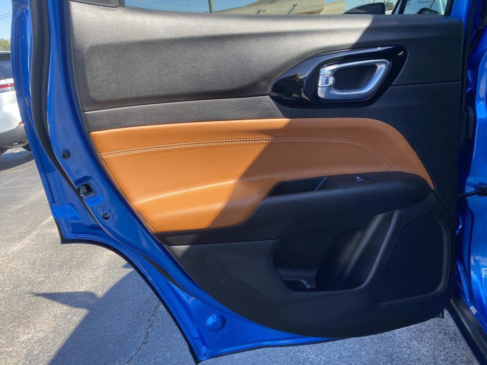 Certified 2025 Jeep Compass Limited image 18