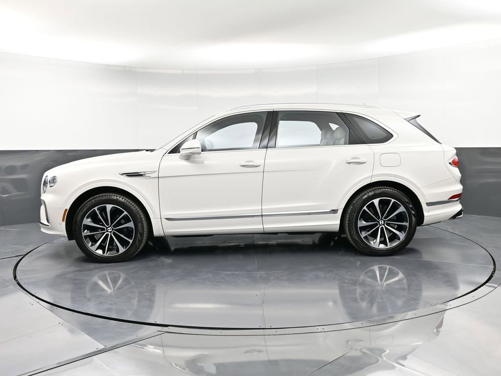 Certified 2023 Bentley Bentayga Plug-In Hybrid AWD/4WD image 2