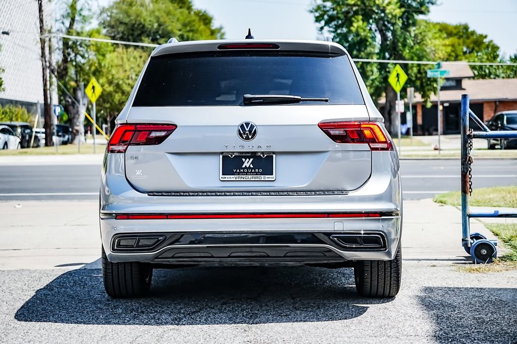 Used 2024 Volkswagen Tiguan SE R-Line image 5