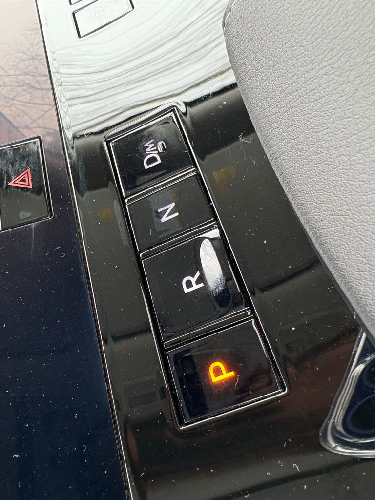 Used 2025 INFINITI QX80 Sensory image 43