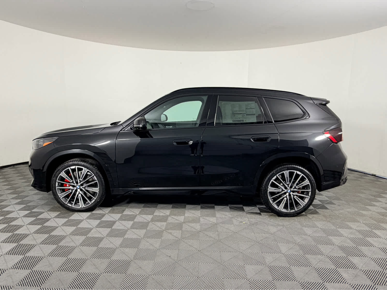 New 2026 BMW X1 xDrive28i w/ Technology Package image 7