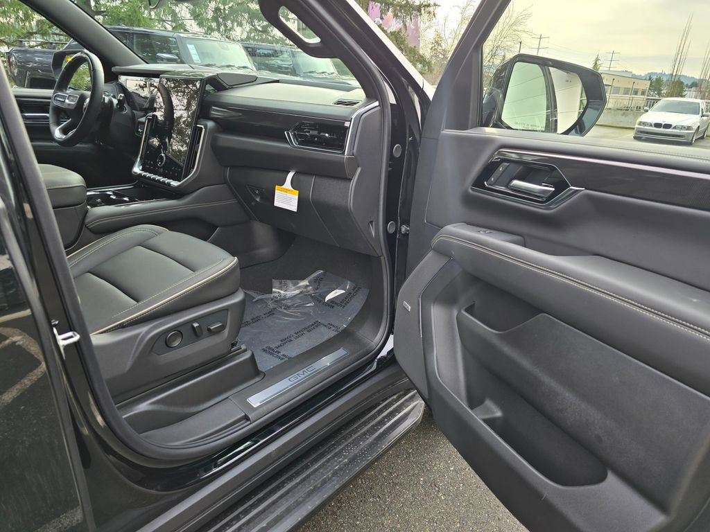 New 2026 GMC Yukon Elevation AWD/4WD image 12