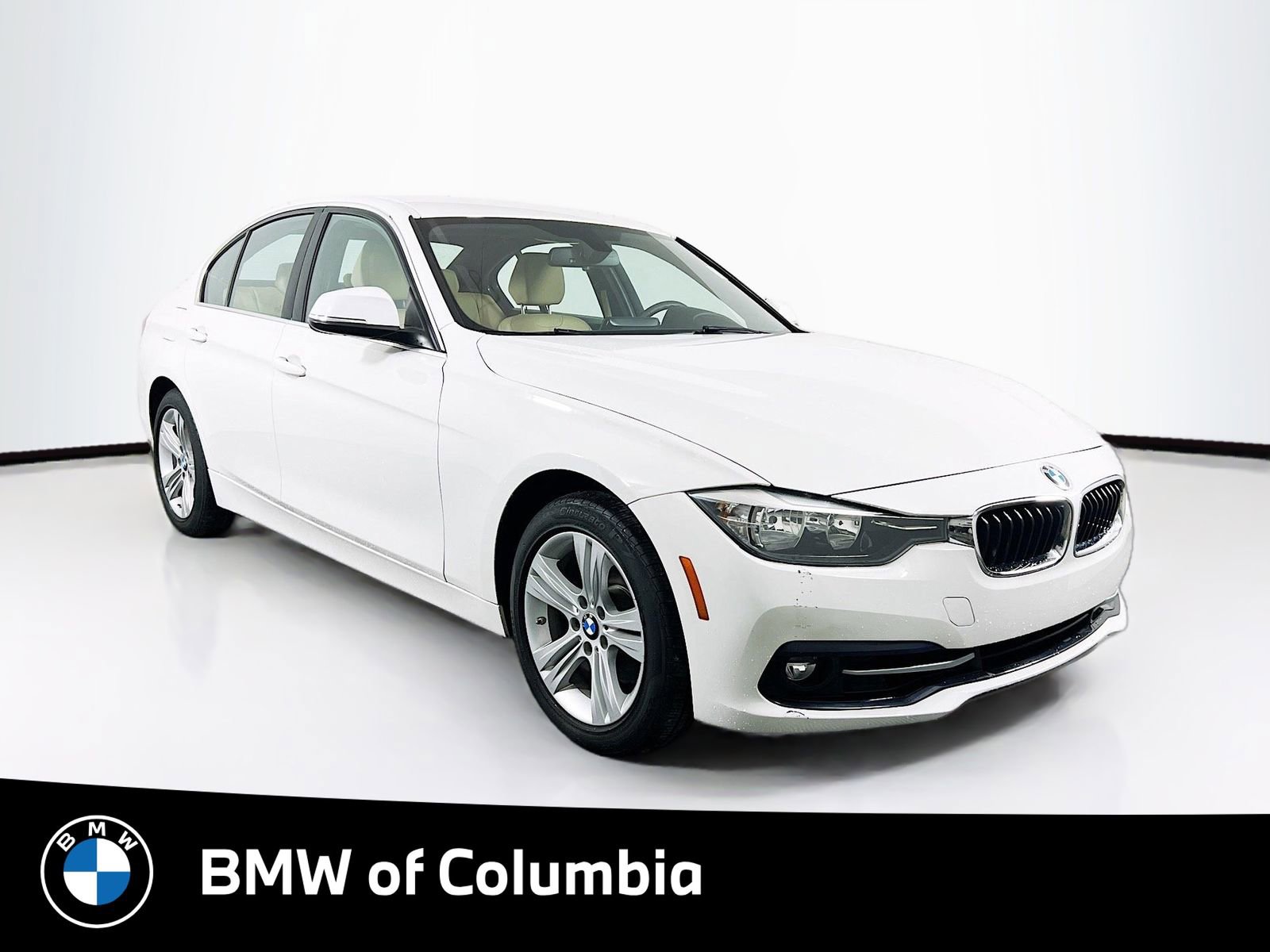 Used 2017 BMW 330i Sedan RWD image 1