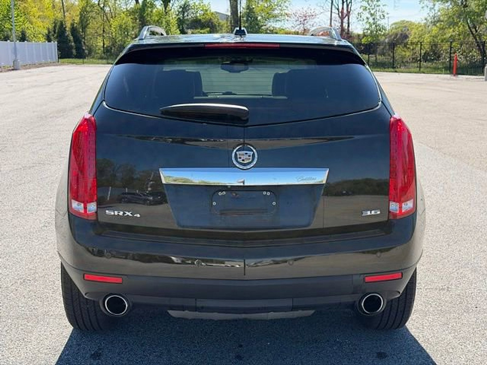 Used 2016 Cadillac SRX Luxury w/ Driver Awareness Package AWD/4WD image 6