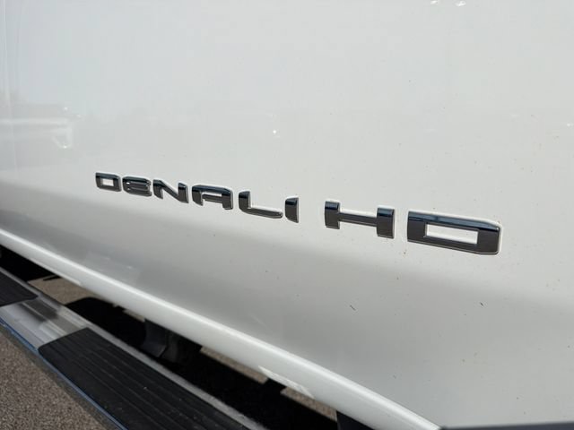 Used 2024 GMC Sierra 2500 Denali w/ Denali Reserve Package AWD/4WD image 9